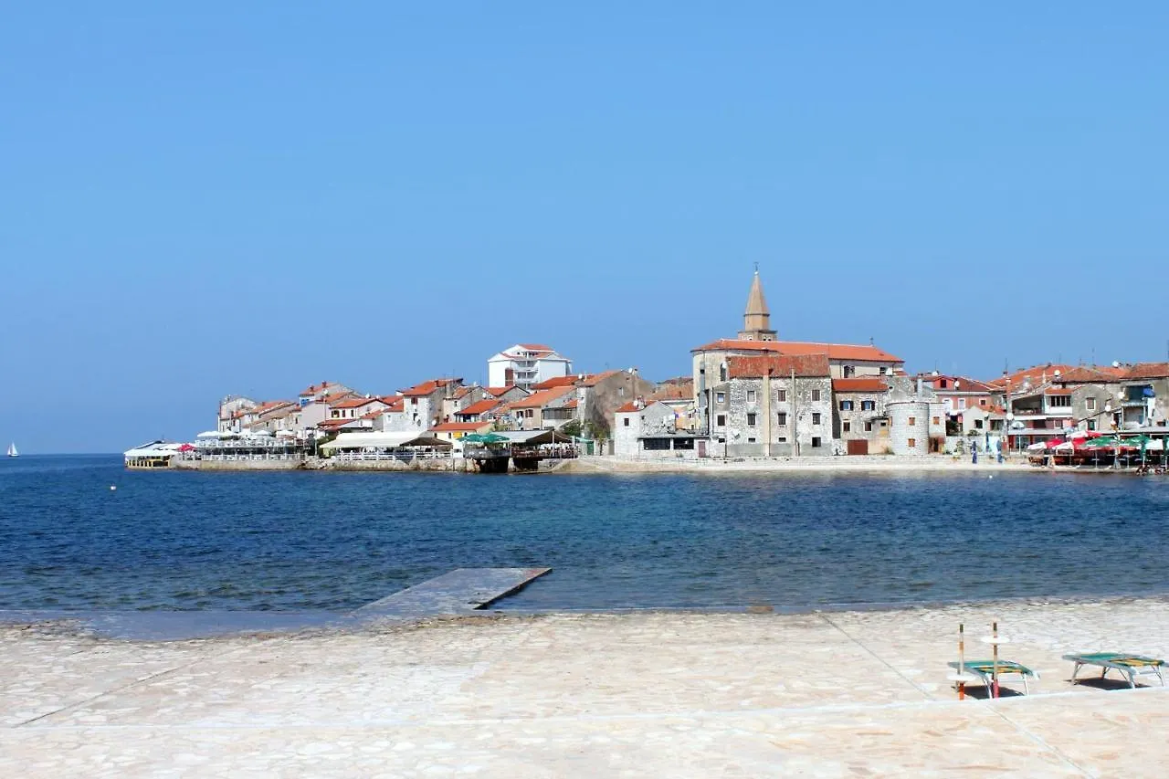 Apartments By The Sea Umag - 13111
